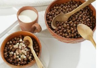 Серый горошек с жаренной ветчиной и кефиром