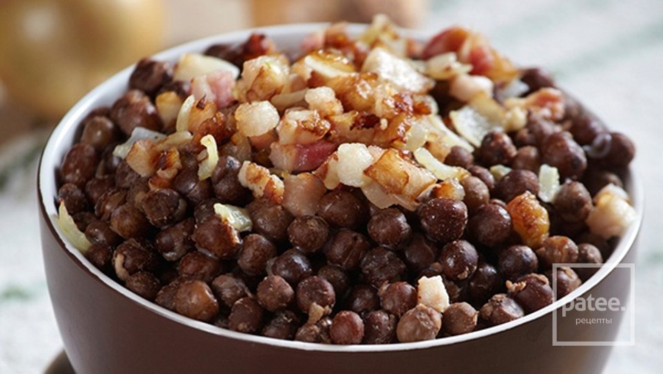 Серый горошек с жаренной ветчиной и кефиром - Шаг 1