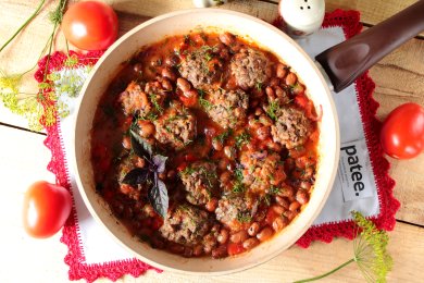 Рецепт Тефтели в томатном соусе с фасолью