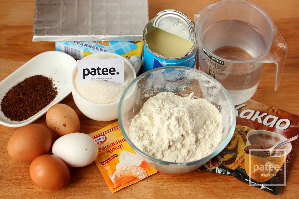 Бисквитный торт с кремом в мультиварке - Шаг 1