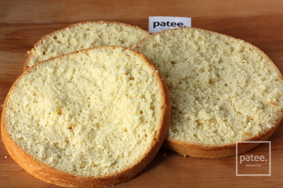 Бисквитный торт с кремом в мультиварке - Шаг 10