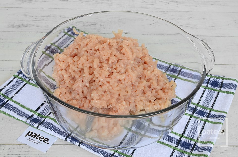 Куриные котлеты с кабачком - Шаг 2