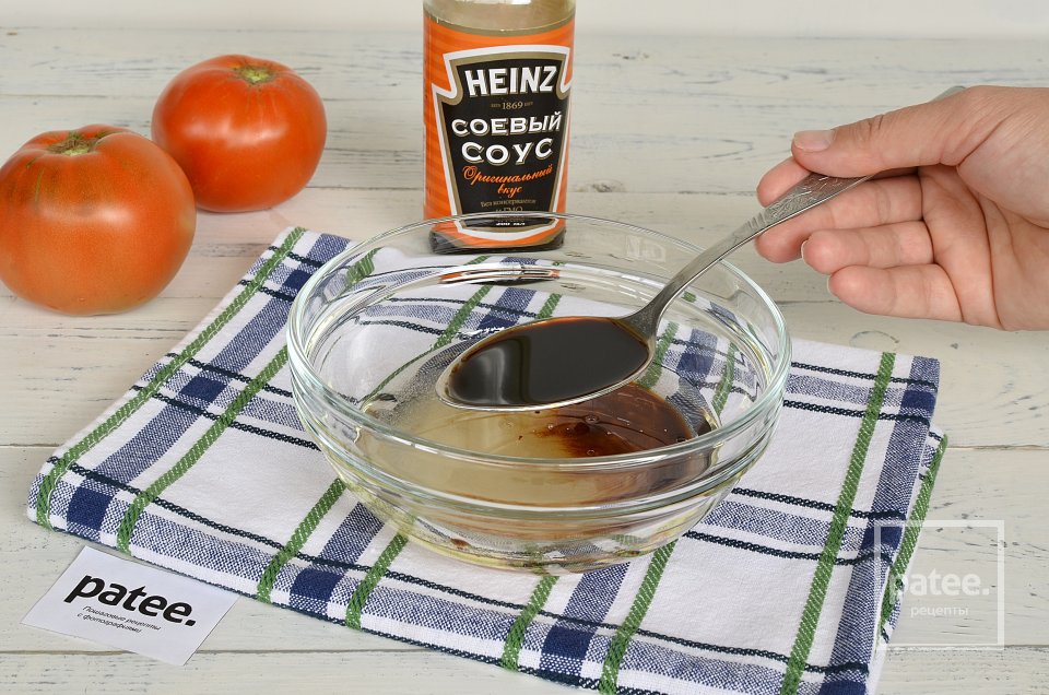 Салат из помидор в пикантном маринаде - Шаг 4