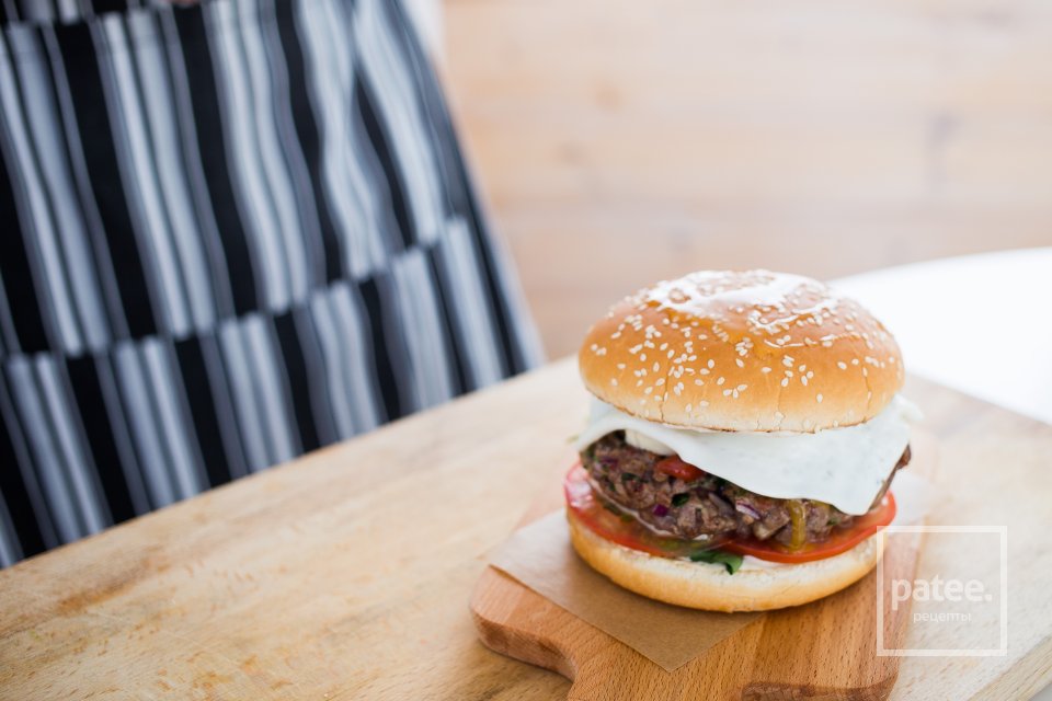 Гамбургер из телятины с соусом вителло тоннато - Шаг 35