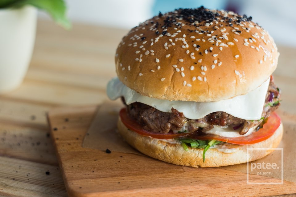 Гамбургер из телятины с соусом вителло тоннато - Шаг 38
