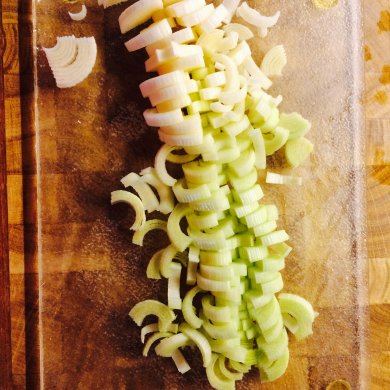 Пирог с цуккини и шпинатом - Шаг 1