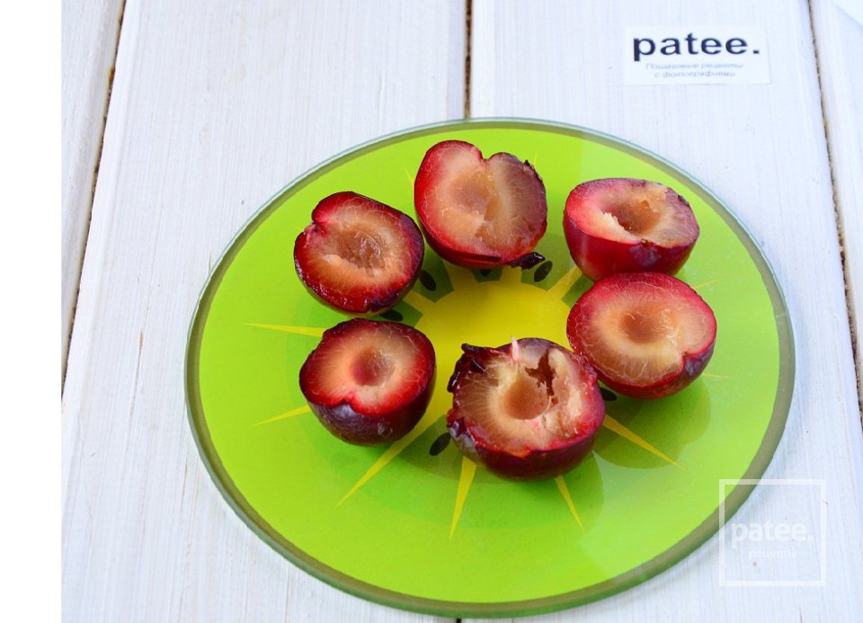 Маффины со сливами - Шаг 8