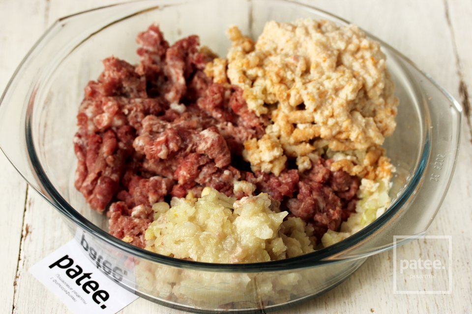 Котлеты из свинины с грибами - Шаг 5