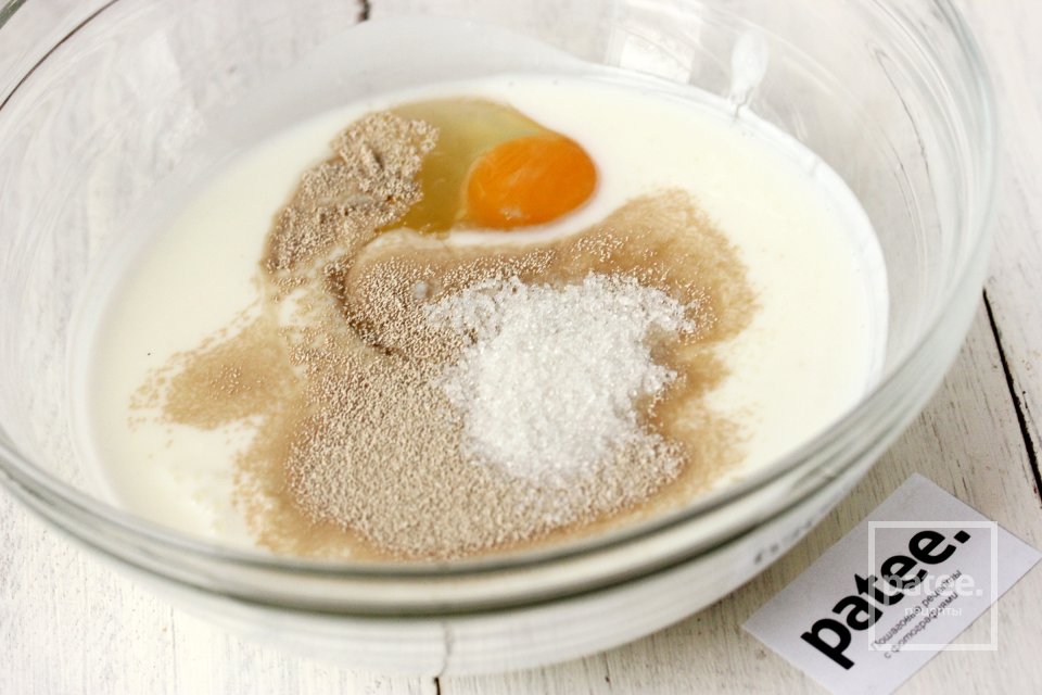 Жареные пирожки с куриной печенью и картофелем - Шаг 2