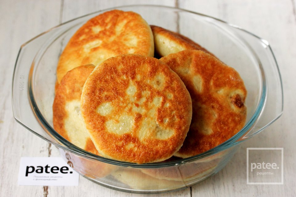 Жареные пирожки с куриной печенью и картофелем - Шаг 19