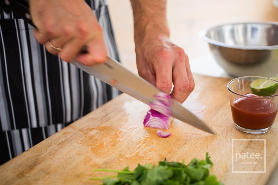 Тигровые креветки-гриль с томатной сальсой - Шаг 12