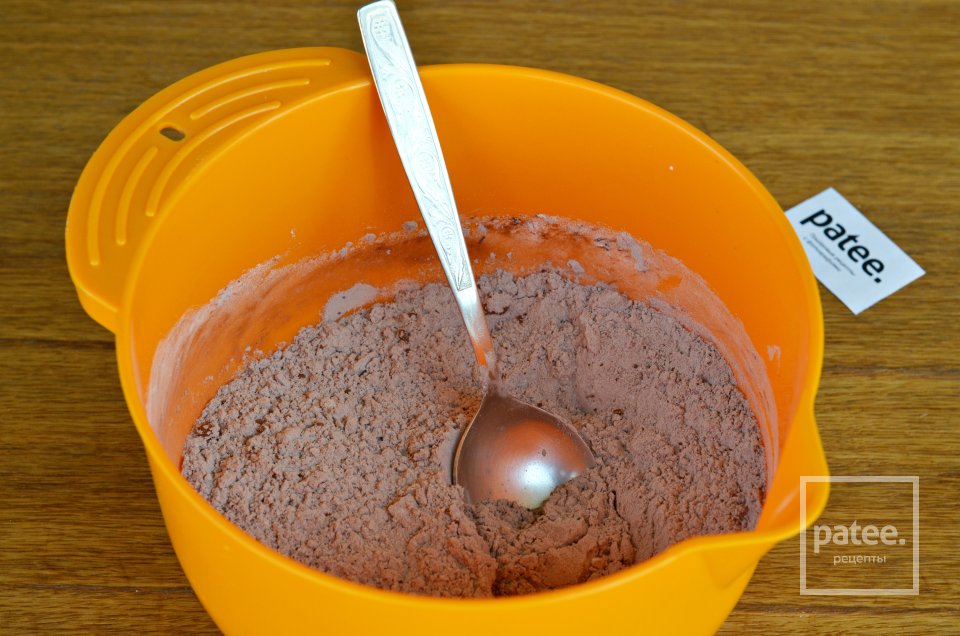 Шоколадный пирог с кабачком - Шаг 2