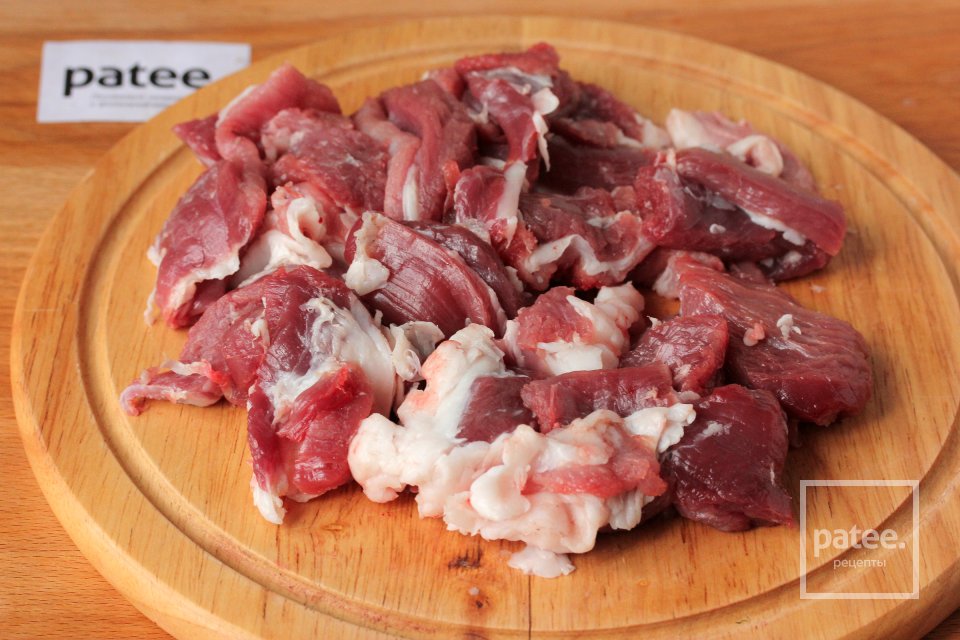 Свинина с луком и чесноком в мультиварке - Шаг 2
