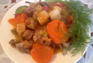 Овощное рагу в мультиварке