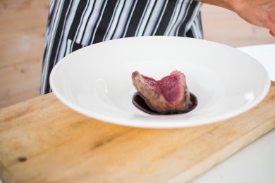 Косуля с соусом из кваса - приготовление