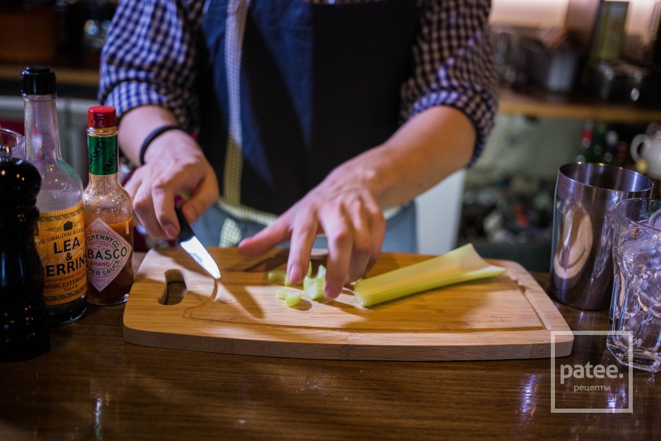 Коктейль Кровавая Мэри - Шаг 3