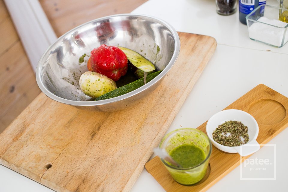 Овощи на гриле с соусом песто - Шаг 17