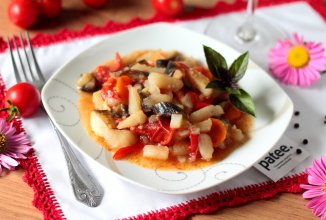 Баклажаны с картофелем в мультиварке