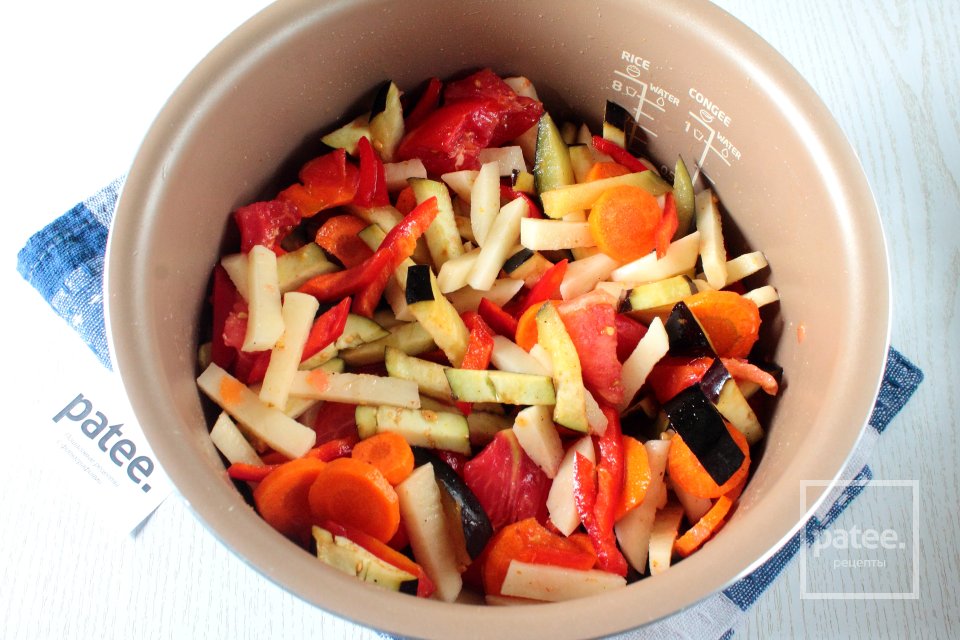 Баклажаны с картофелем в мультиварке - Шаг 8