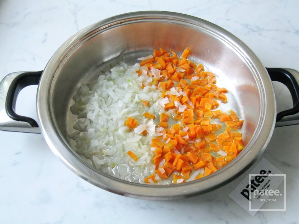 Куриные тефтели с лисичками и картофелем - Шаг 5