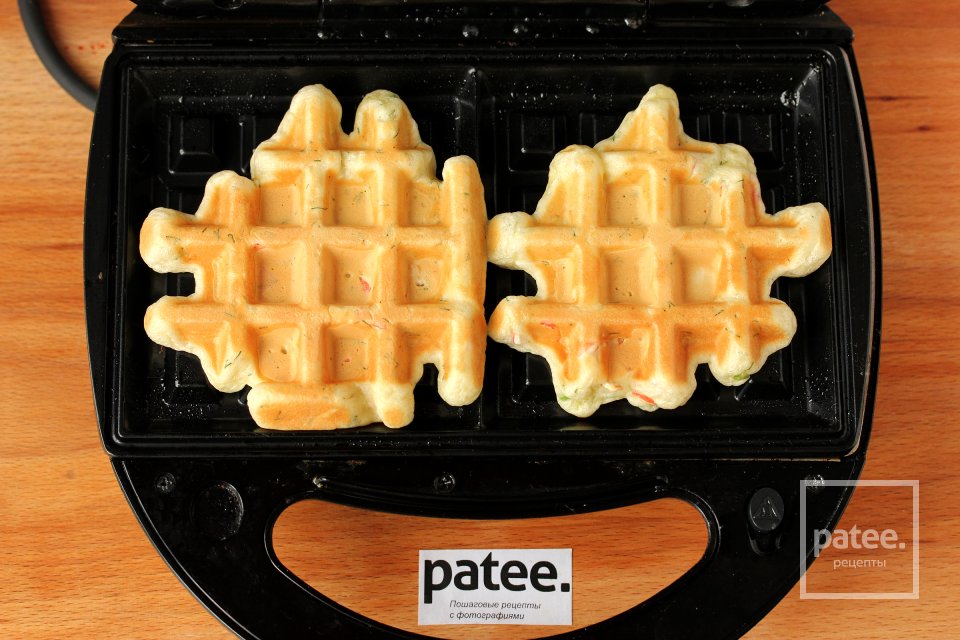 Крабовые вафли с укропом - Шаг 13