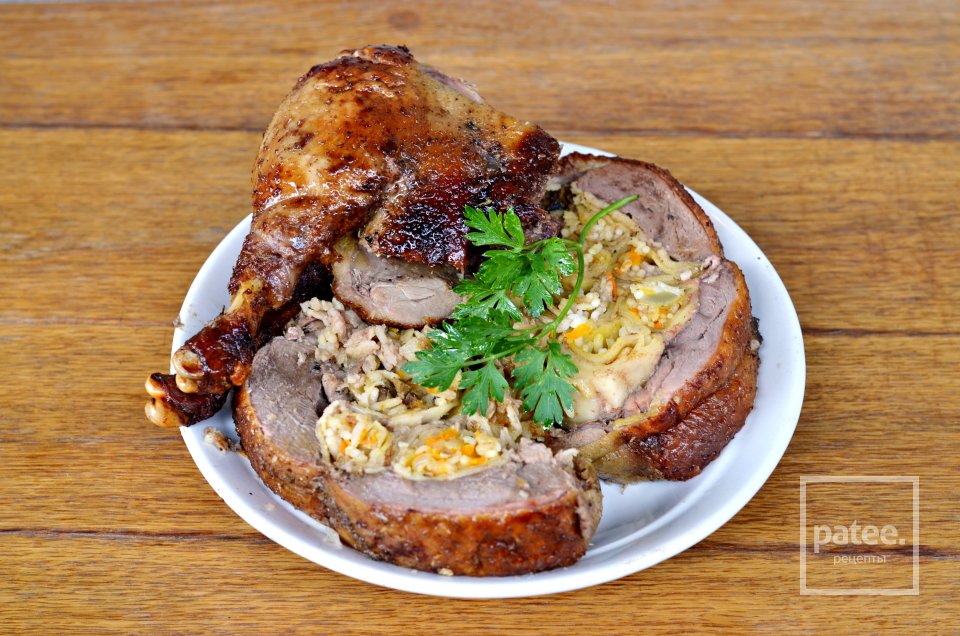 Утка фаршированная блинами - Шаг 24