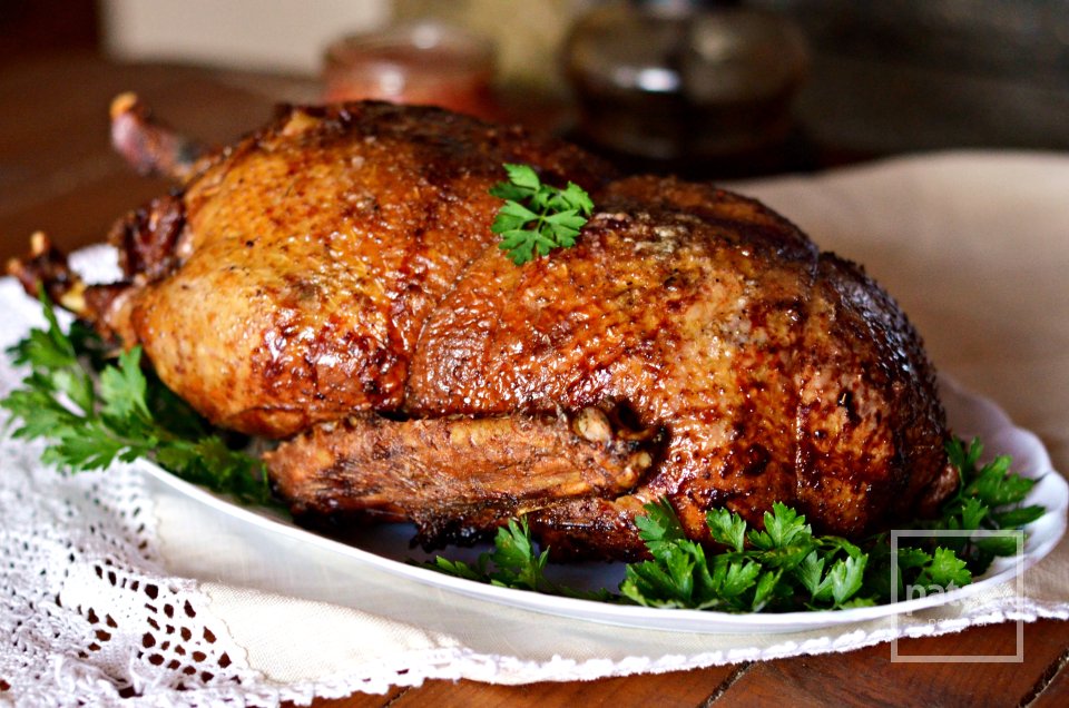 Утка фаршированная блинами - Шаг 25