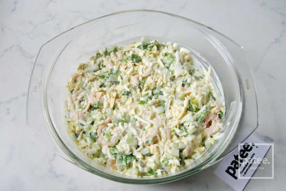 Салат с креветками и красной икрой - Шаг 14