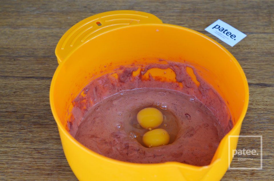 Печеночный торт со сметанной заправкой - Шаг 4