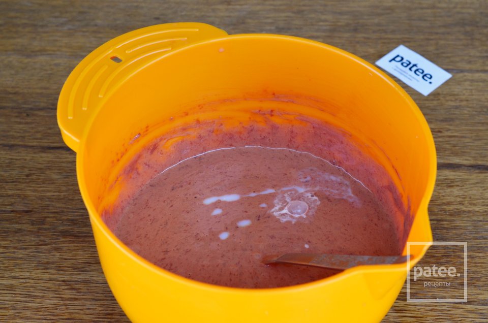 Печеночный торт со сметанной заправкой - Шаг 5