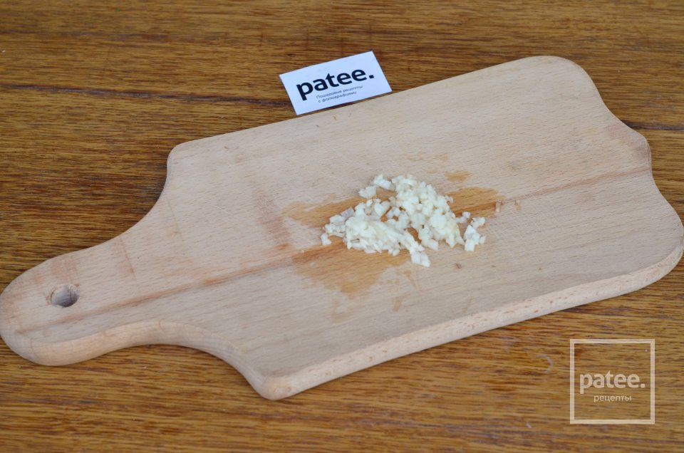 Печеночный торт со сметанной заправкой - Шаг 8