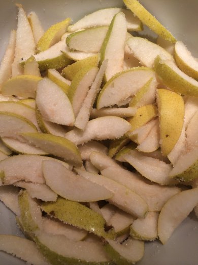 Шоколадно-грушевая шарлотка - Шаг 2