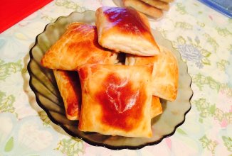 Слойки с сыром и грибами