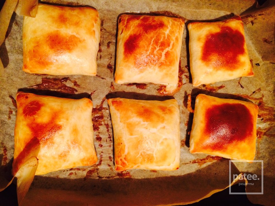 Слойки с сыром и грибами - Шаг 9