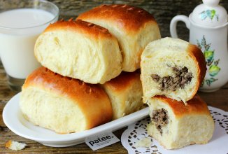 Пирожки печёные с начинкой из ливера