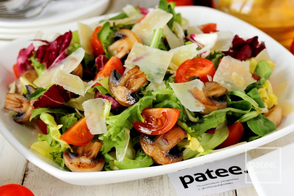 Микс-салат с помидорами черри и шампиньонами - Шаг 11