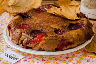 Сливовый пирог с тимьяном