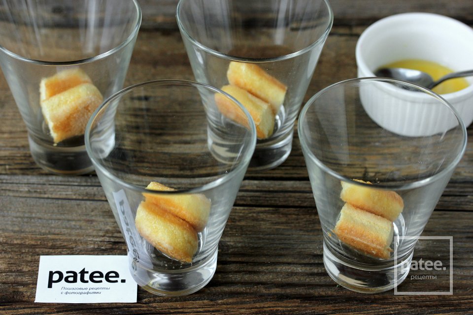 Крем Пломбир с клубникой и савоярди - Шаг 12