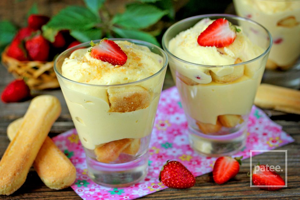 Крем Пломбир с клубникой и савоярди - Шаг 16