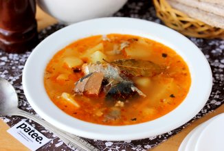 Картофельный суп с сардиной в томатном соусе