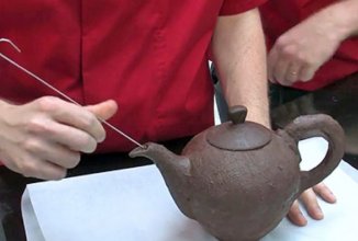 В Британии сделали шоколадный чайник