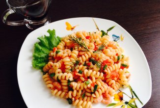 Макароны с креветками