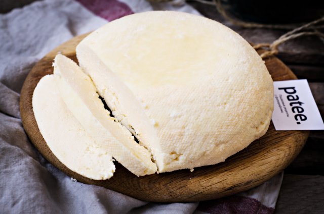 Как приготовить домашний сыр