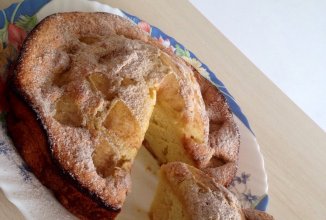 Воздушная шарлотка