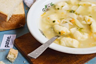 Куриный суп с галушками