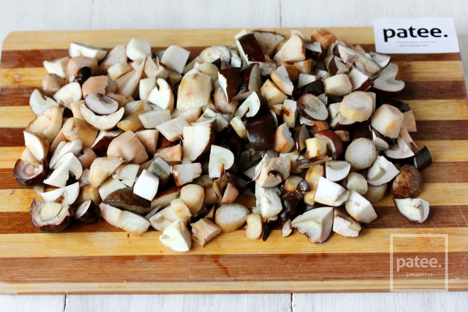 Пирог с белыми грибами - Шаг 7