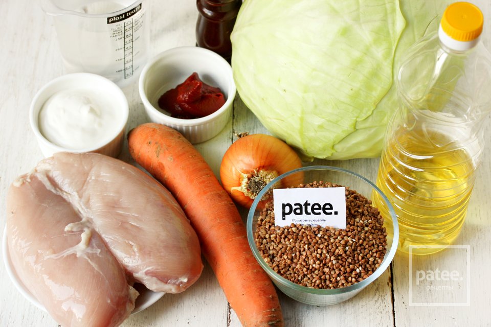 Голубцы с курицей и гречкой в мультиварке - Шаг 1