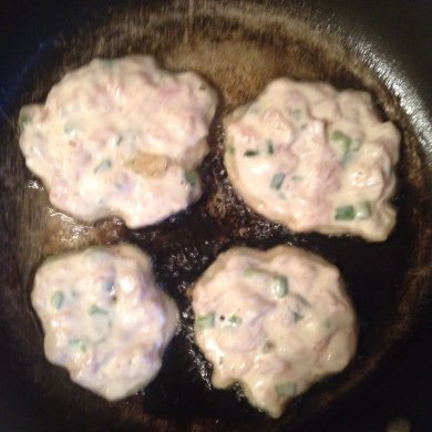 "Ленивые пирожки" / Лепешки с курицей - Шаг 4