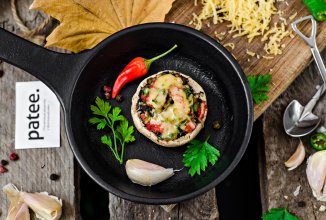 Фаршированные грибы шампиньоны по-турецки