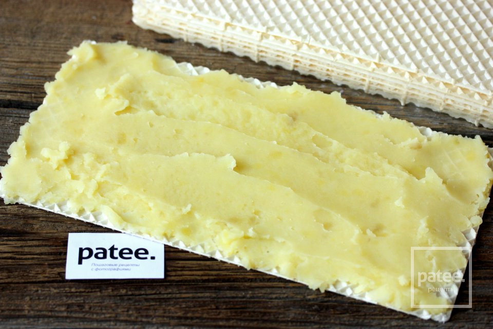 Сосиски в картофельном пюре - Шаг 6